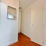 Old 2 Guests Апартаменты Антиб